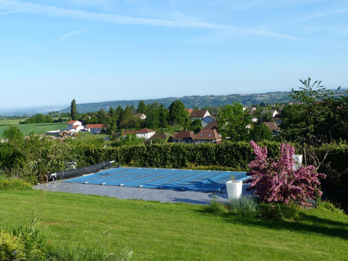 Bed and Breakfast Les Enselmes Montagnieu  Esterno foto